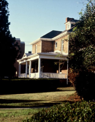 Dr. George & Marie G. Davis House, photographed in the 1980s. (Photo by Tom Hanchett) 