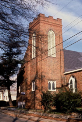 Mt. Carmel Baptist Church photographed in the 1980s. (Photo by Tom Hanchett) 