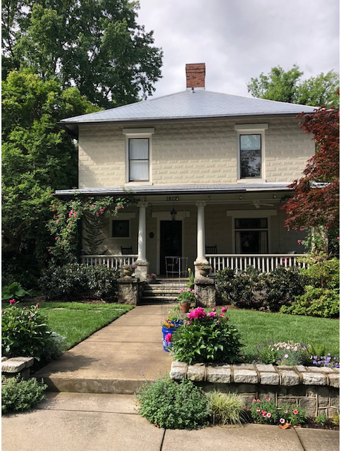 Zeim, a commercial artist, came to Charlotte from Chicago, where he had witnessed the Great Chicago Fire of 1871. He built his house here in 1910 with a new fireproof material – concrete block. Observe how all the blocks are cast to imitate stone.